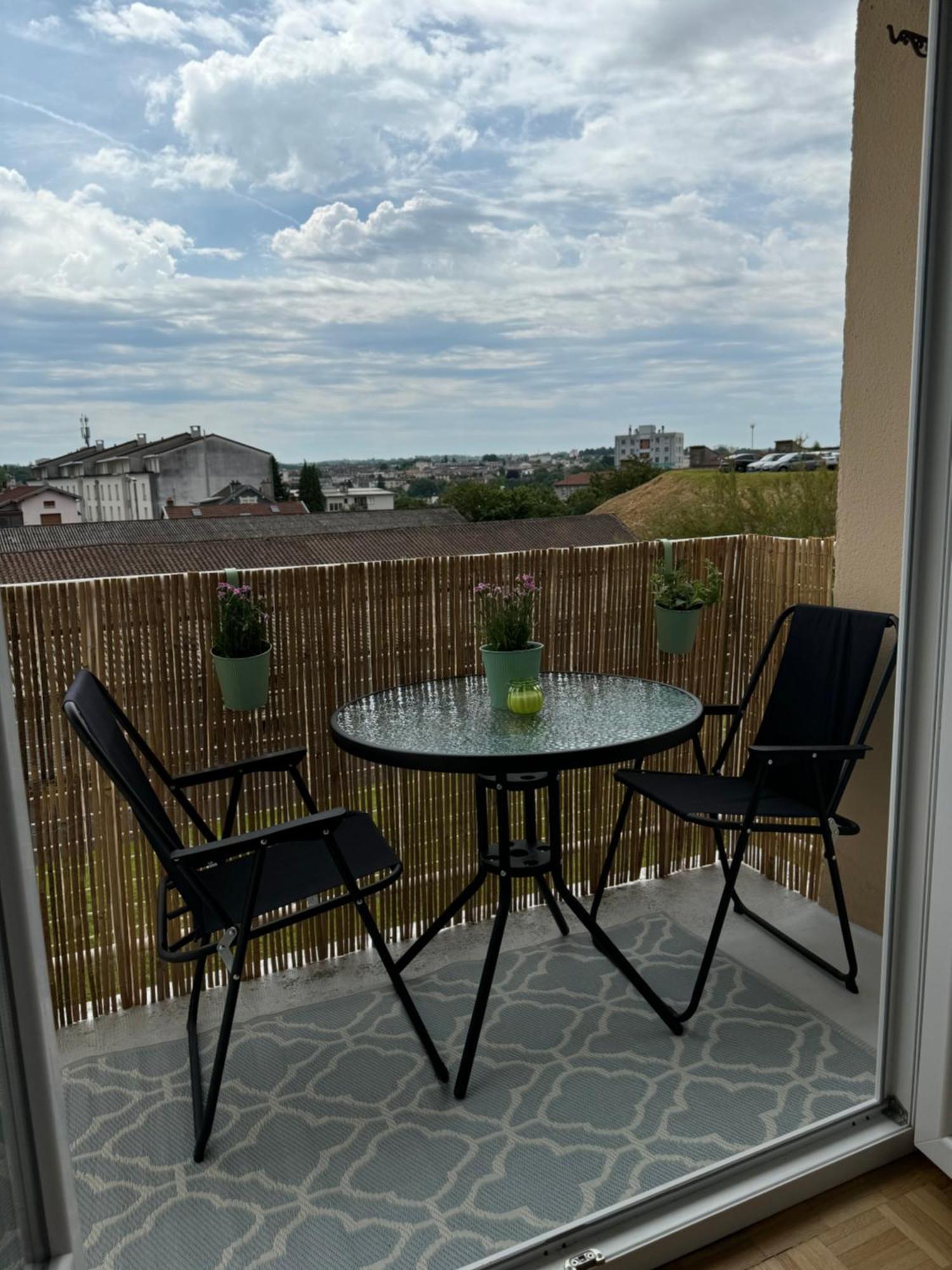 Appartement Chaleureux Et Spacieux T3 Limoges Buitenkant foto